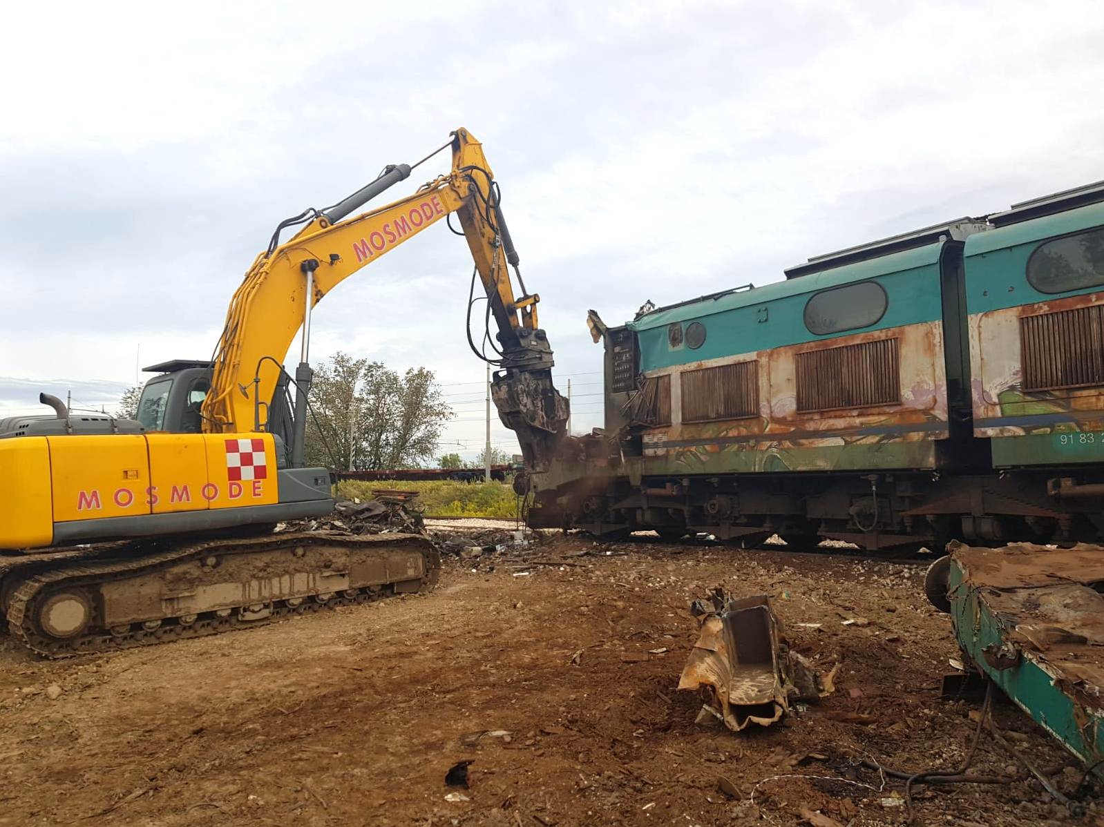 Bonifica e Demolizione Locomotive inamovibili