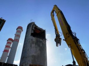 DEMOLIZIONE DISSALATORE, SILOS CENERE ED EDIFICIO STAZIONE POMPE O.C.